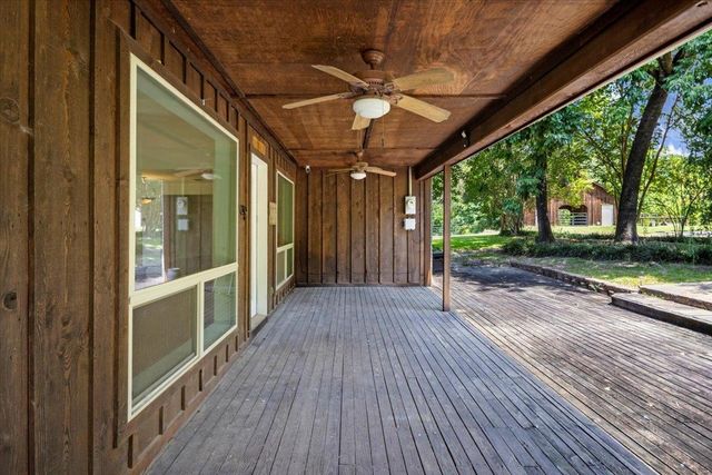 21430 County Road 2182, Whitehouse, TX 75791