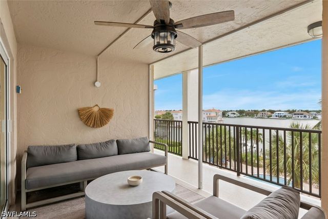 3500 Gulf Shore BLVD N 408, Naples, FL 34103