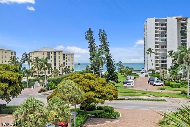 3500 Gulf Shore BLVD N 408, Naples, FL 34103