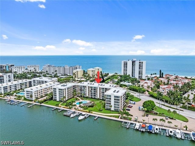 3500 Gulf Shore BLVD N 408, Naples, FL 34103