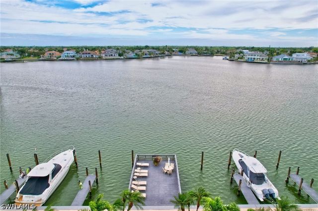 3500 Gulf Shore BLVD N 408, Naples, FL 34103