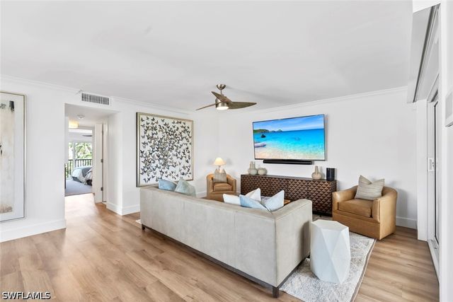 3500 Gulf Shore BLVD N 408, Naples, FL 34103