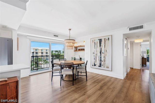 3500 Gulf Shore BLVD N 408, Naples, FL 34103