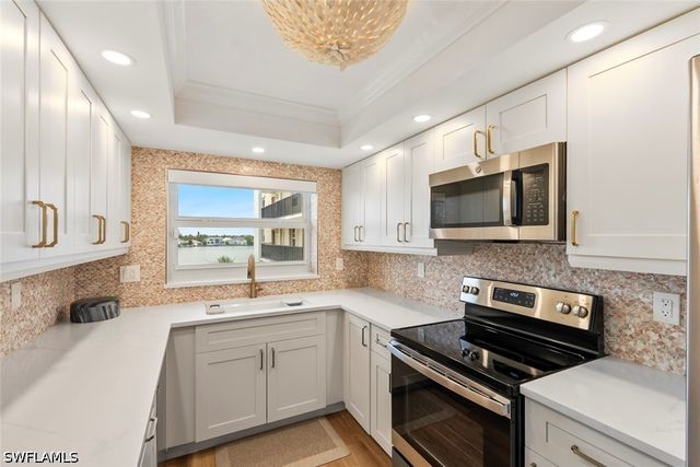 3500 Gulf Shore BLVD N 408, Naples, FL 34103