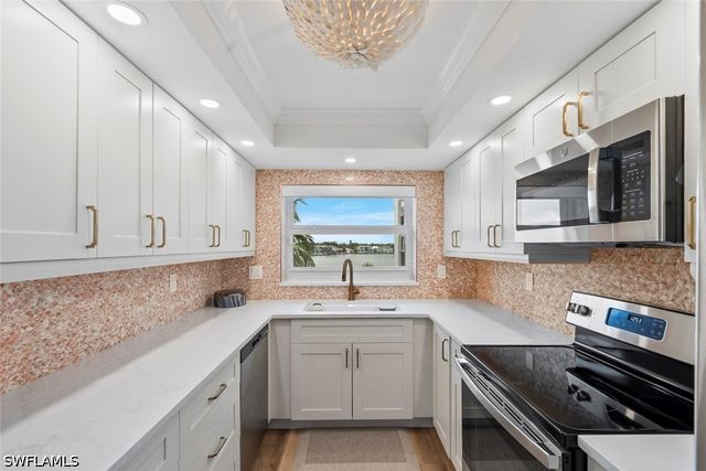 3500 Gulf Shore BLVD N 408, Naples, FL 34103