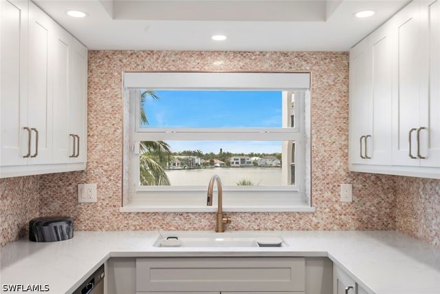3500 Gulf Shore BLVD N 408, Naples, FL 34103