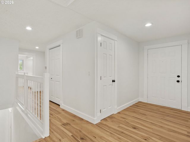 1409 Sw CHASTAIN Ave, Gresham, OR 97080