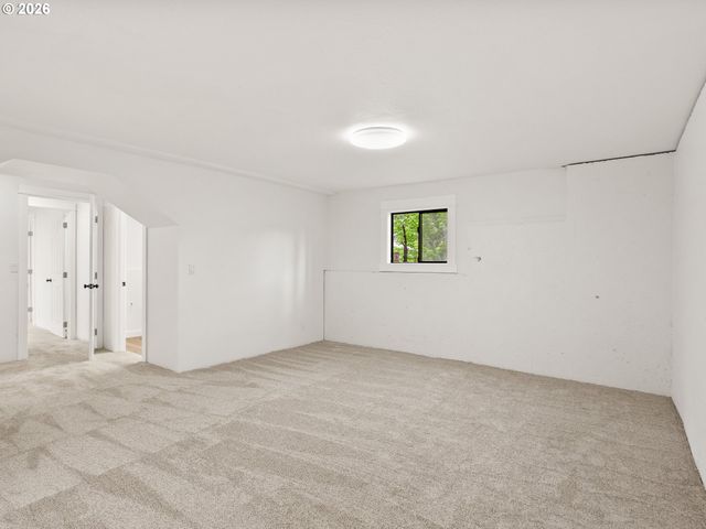 1409 Sw CHASTAIN Ave, Gresham, OR 97080