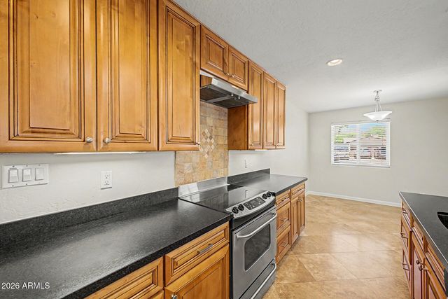 2447 E LARKSPUR Drive, Phoenix, AZ 85032
