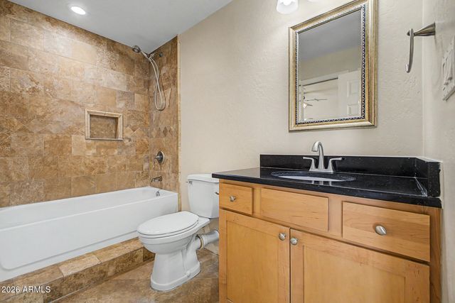 2447 E LARKSPUR Drive, Phoenix, AZ 85032