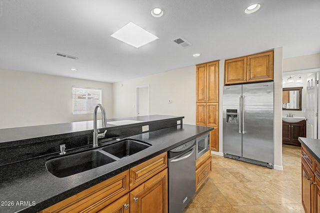 2447 E LARKSPUR Drive, Phoenix, AZ 85032