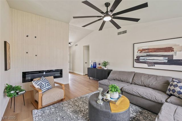 2854 Mahogany Grove Avenue, Henderson, NV 89074