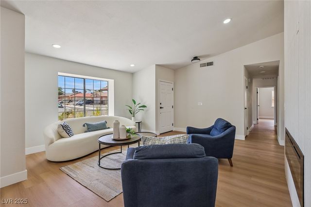 2854 Mahogany Grove Avenue, Henderson, NV 89074