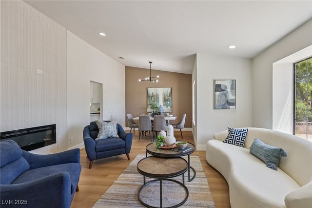 2854 Mahogany Grove Avenue, Henderson, NV 89074