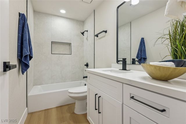 2854 Mahogany Grove Avenue, Henderson, NV 89074