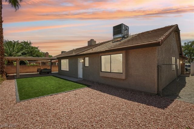 2854 Mahogany Grove Avenue, Henderson, NV 89074