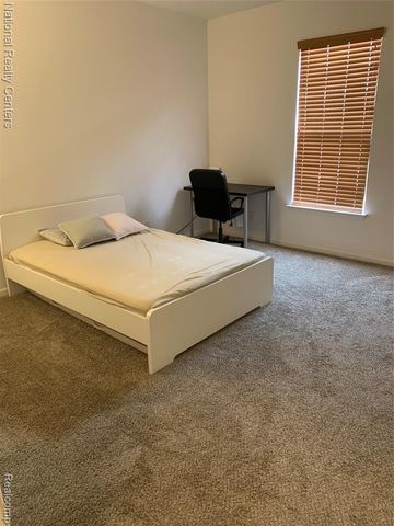 40474 Blythefield Lane, Canton, MI 48188