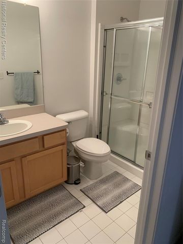 40474 Blythefield Lane, Canton, MI 48188