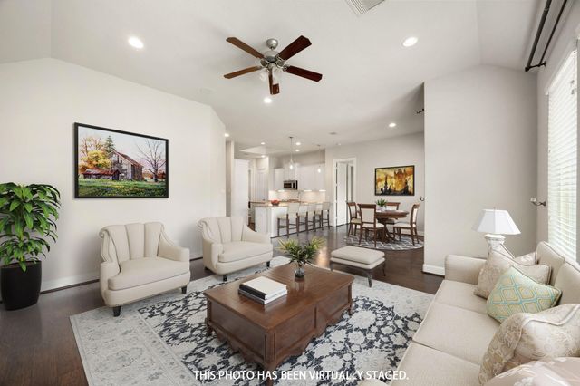 915 Abelia Avenue, Richmond, TX 77406