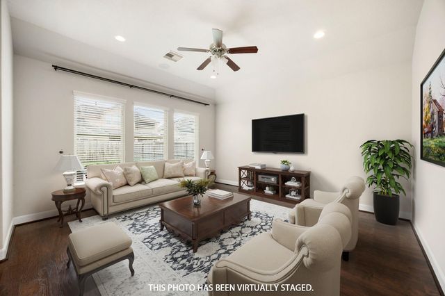 915 Abelia Avenue, Richmond, TX 77406