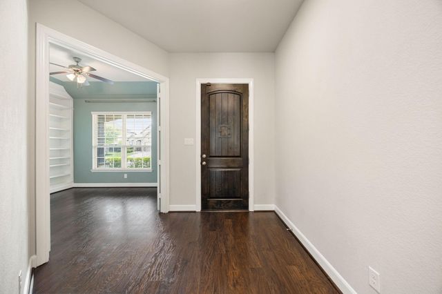 915 Abelia Avenue, Richmond, TX 77406