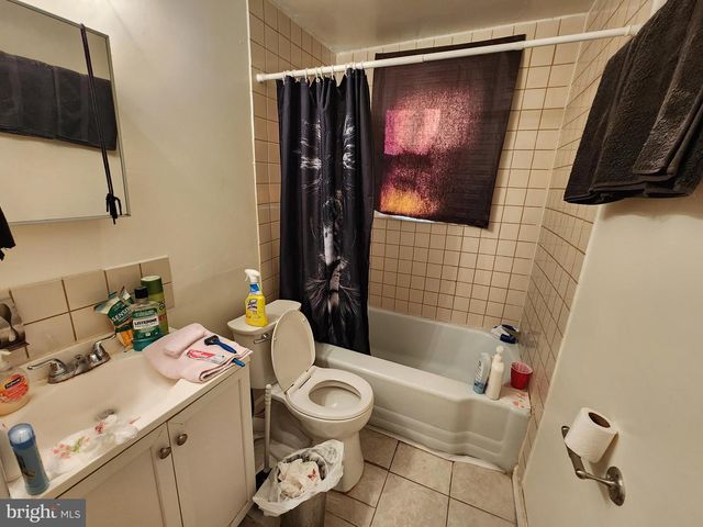 2723 ROUND RD, Baltimore, MD 21225