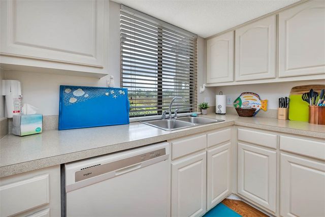 310 Brockinton Marsh Drive, St Simons Island, GA 31522