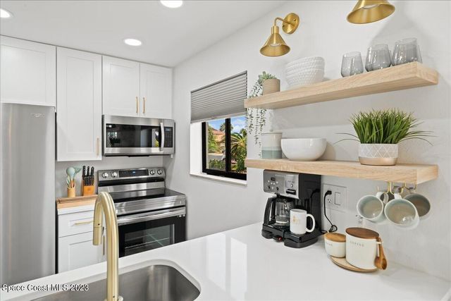 3256 Sea Oats Circle, Melbourne Beach, FL 32951