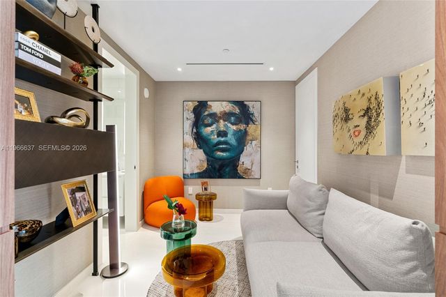 300 Biscayne Blvd Way 4005, Miami, FL 33131