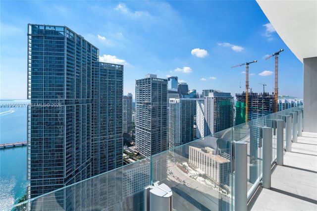 300 Biscayne Blvd Way 4005, Miami, FL 33131