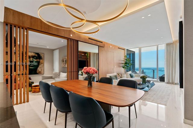 300 Biscayne Blvd Way 4005, Miami, FL 33131