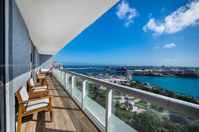 50 BISCAYNE BLVD 2706, Miami, FL 33132
