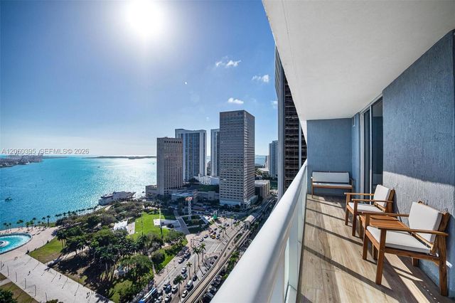 50 BISCAYNE BLVD 2706, Miami, FL 33132
