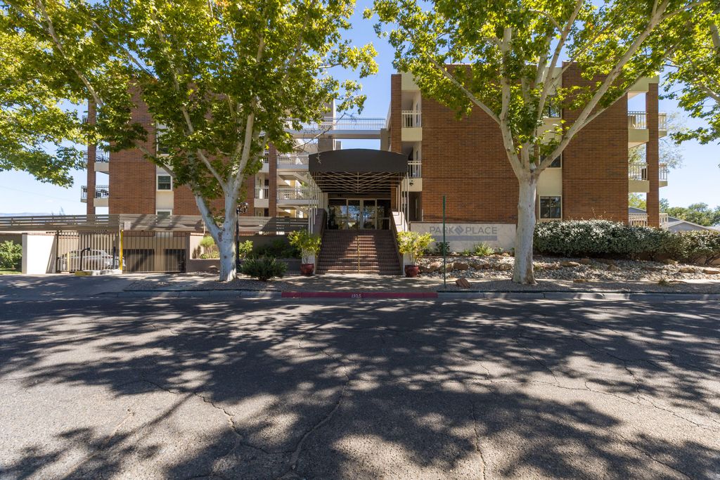 1325 PARK Avenue SW 207, Albuquerque, NM 87102