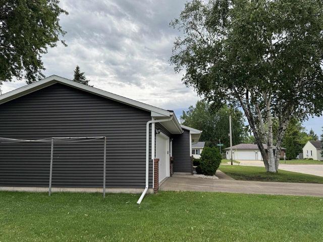 2704 N DAVID STREET, Appleton, WI 54914