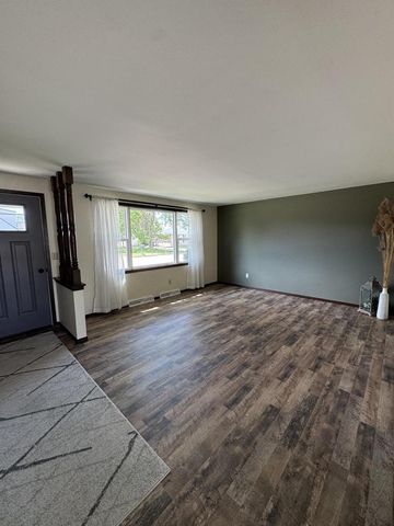 2704 N DAVID STREET, Appleton, WI 54914