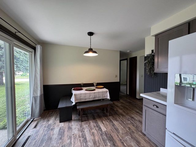 2704 N DAVID STREET, Appleton, WI 54914