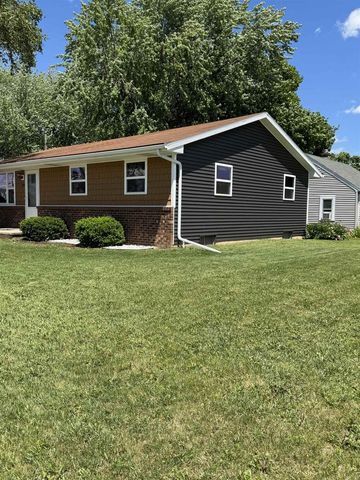 2704 N DAVID STREET, Appleton, WI 54914
