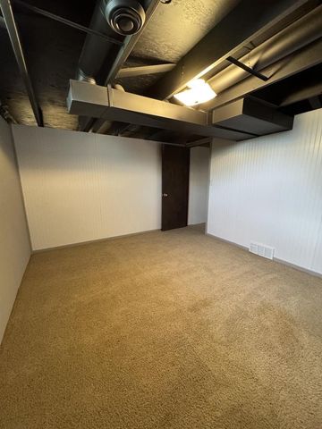 2704 N DAVID STREET, Appleton, WI 54914