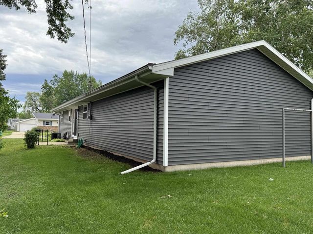 2704 N DAVID STREET, Appleton, WI 54914