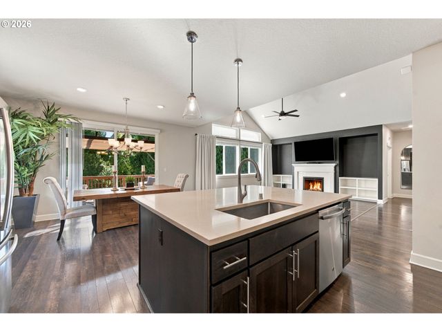 4757 S 19TH St, Ridgefield, WA 98642
