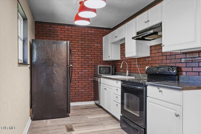 146 Circleview Drive, Johnson City, TN 37615