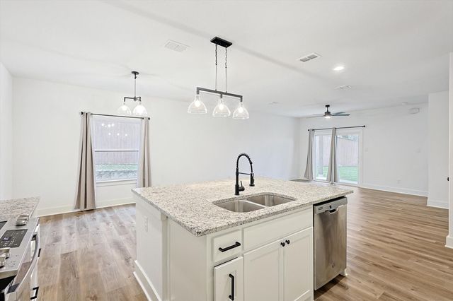 4912 Ridglea Lane, Fort Worth, TX 76116