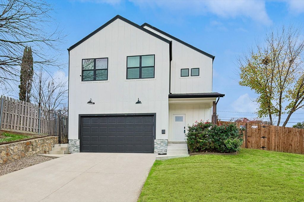 4912 Ridglea Lane, Fort Worth, TX 76116