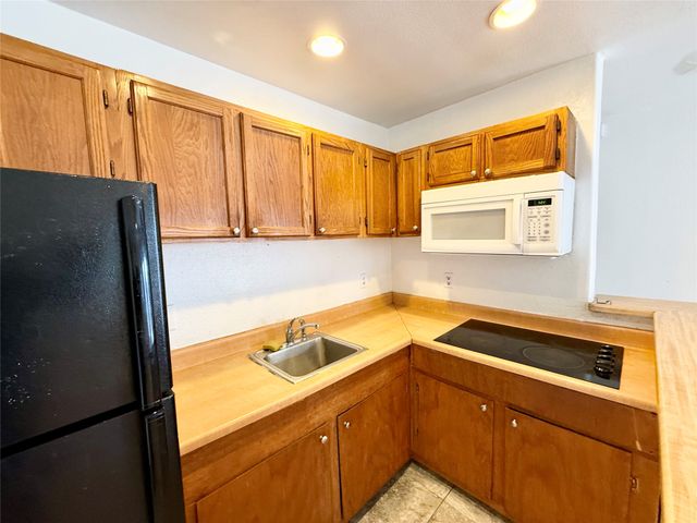 9839 Walnut Street 305, Dallas, TX 75243