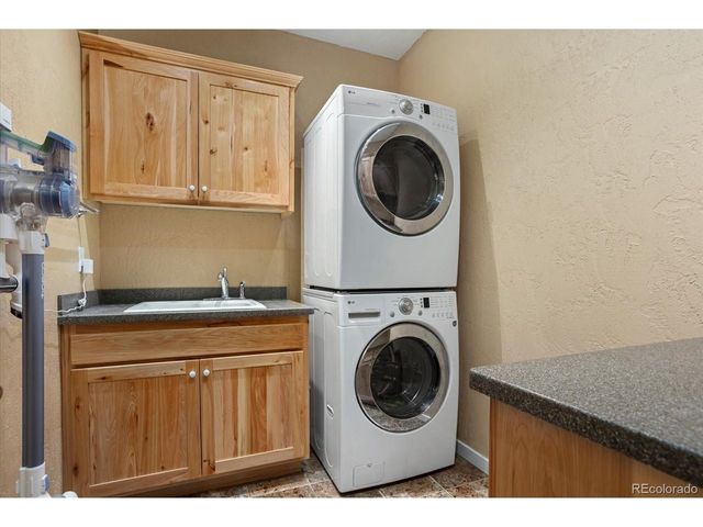 1100 E Sabeta Ave, Poncha Springs, CO 81242