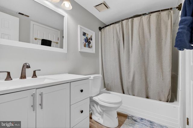 305-A KELLY CV, Mount Laurel, NJ 08054