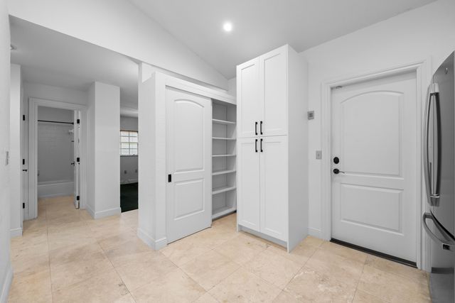 8211 NW 70th Street, Tamarac, FL 33321