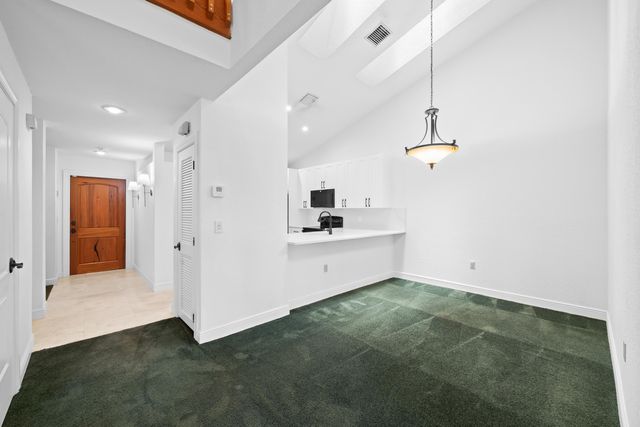 8211 NW 70th Street, Tamarac, FL 33321