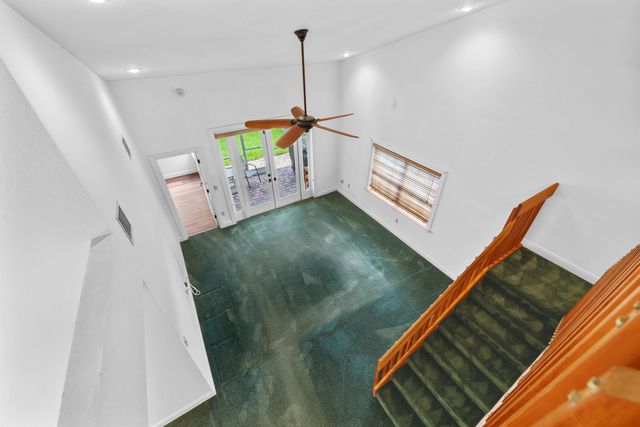 8211 NW 70th Street, Tamarac, FL 33321